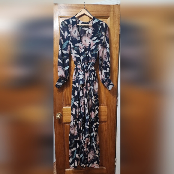 Fashion Nova Maxi Dress - Picture 8 of 12